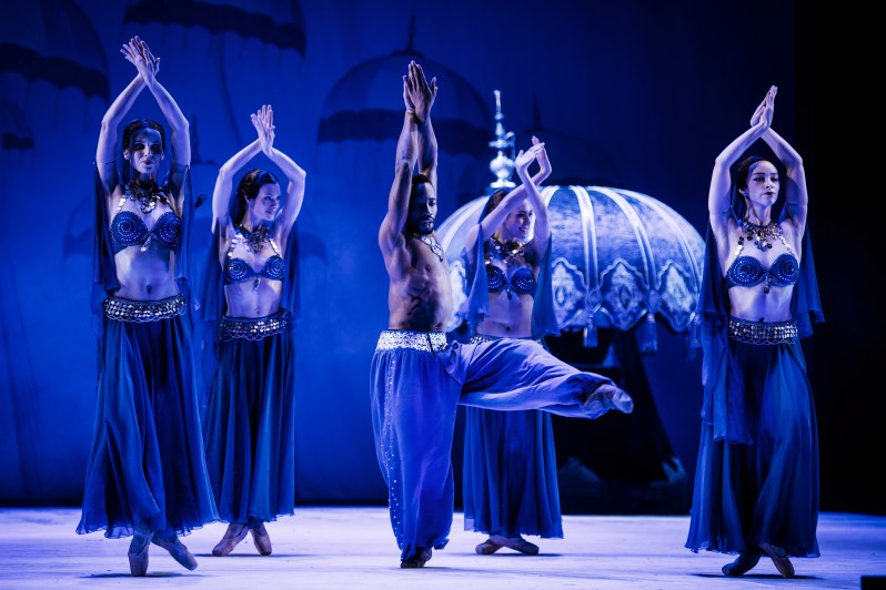 Alice i Underlandet 2016