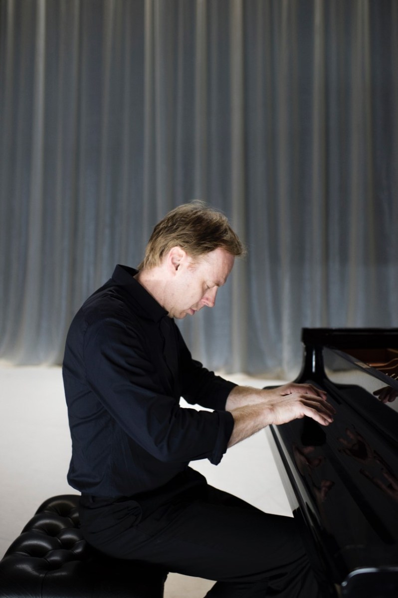 Per-Tengstrand_portratt_Chrisander-brun